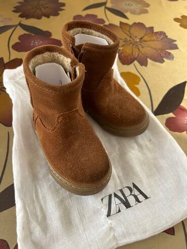 Uşaq üçün ayaqqabı "ZARA". Çox səliqəli geyinilib. Yenisindən
