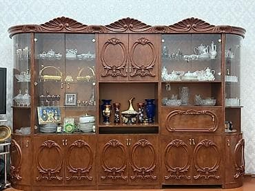 islenmis perde: Klassik üslubda iri vitrin-divan (qonaq otağı üçün) Klassik üslubda — 8