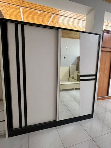 Matraslar: Düz dolab, Qarderob, paltar dolabı — 1