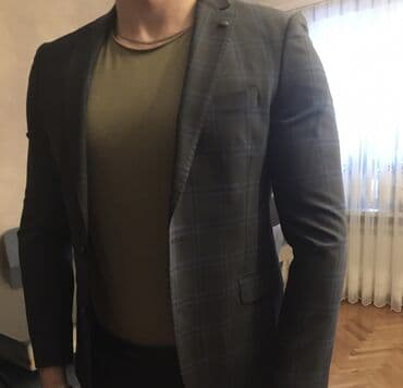böyük ölçülü yay ətəkləri: Kostyumlar — 1
