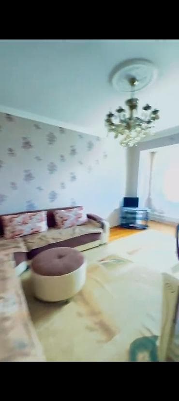 9cu mk 3otaqli içi əşyalı ev kira verilir 400azn vasitəçi haqqı