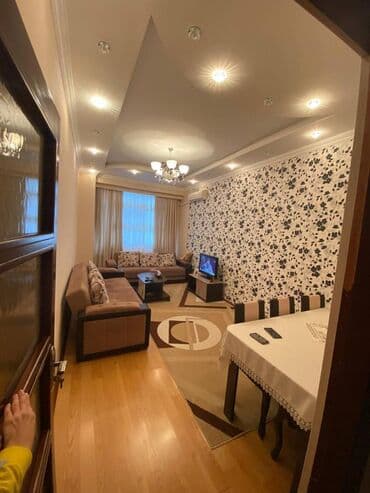 ağ şeher evler: Bakı, 2 otaqlı, Köhnə tikili, m. Xalqlar Dostluğu, 94 kv. m — 2