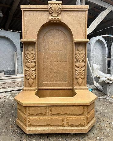 mezar daşları sekiller: Qumtaşı və qranitdən hazırlanmış məzar abidəsi - Material: sarı tonlu — 2