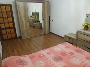 20 ci sahede ev satilir: Bakı, 2 otaqlı, Köhnə tikili, m. Həzi Aslanov, 60 kv. m — 7