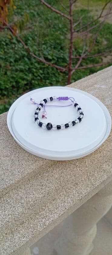 ikinci el cantalar: Məhsul: Əl işi boncuk və daşlardan hazırlanmış müxtəlif qolbaqlar - — 15