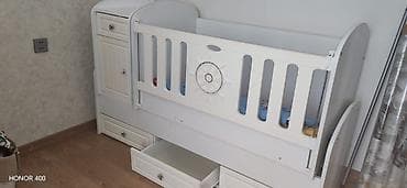 tul beşik: Oğlan və qız üçün, Dördbucaq, Beşik, Yellənmə mexanizm ilə — 2