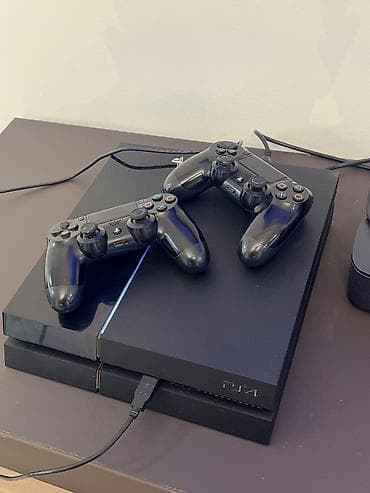 PlayStation 4 Fat 500GB + 2 DualShock + PS4 Camera