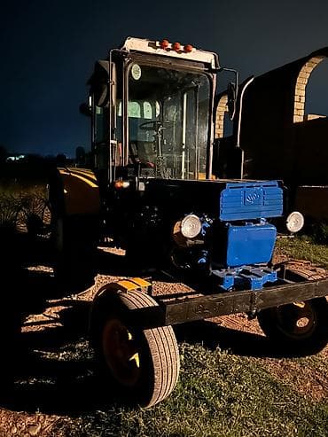 çeşka 2 mator: Kənd təsərrüfatı üçün universal təkərli traktor - Güclü dizel — 2