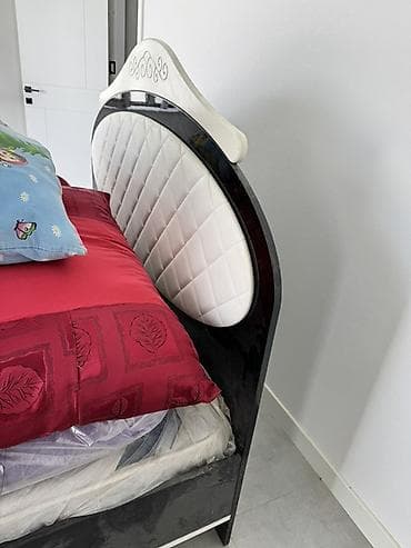 dolab paltar: Geniş güzgülü paltar şkafı - Rəng: ağ–qara ikirəng dizayn - Ön hissə — 6
