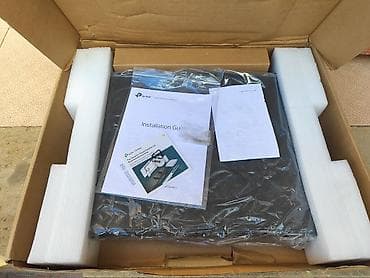 Modemlər və şəbəkə avadanlıqları: TP-Link TL-SG3428MP JetStream İdarəolunan PoE+ Switch - 24 x Gigabit — 1