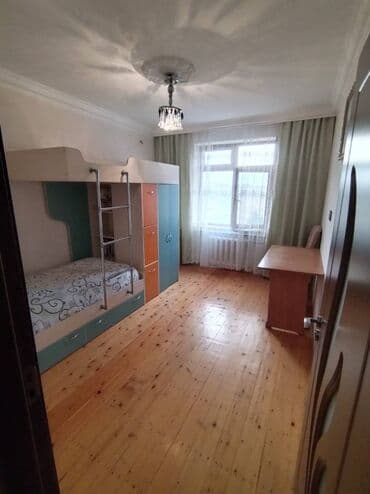 ucuz kafeler: Bakı, Yeni Günəşli Massiv D, 5 otaqlı, Köhnə tikili, m. Əhmədli, 104 kv. m — 5