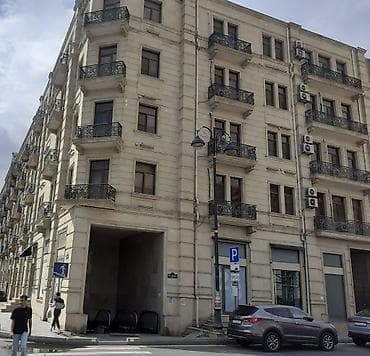 kiray: Maklerlər narahatcilig yaradmasın Az.Dramma. Beşmərtəbənın özündə — 9