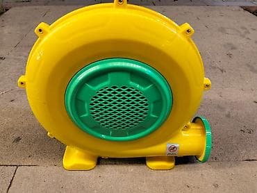 Другое для спорта и отдыха: *SEVA XİRDALAN* Orta ölçülü Batut ucun hava matoru satilir. Unvan — 1