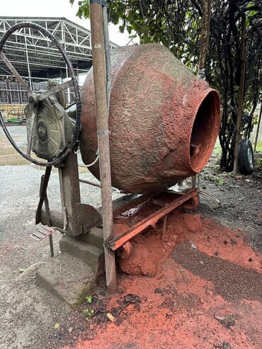 2 mesalka 4 vibrator 400kv muxtelif rezin plastik qelibler(az