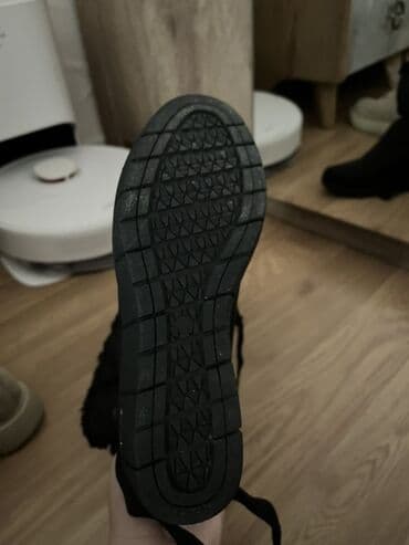 Qoruyucu plyonka və şüşələr: Qadınlar üçün qışlıq botlar – qara rəng - İsti daxili: botların içi — 3