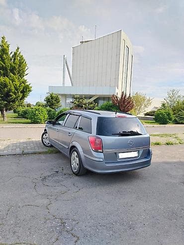 06 karopka: Opel Astra Satilir ili 2007 Qiymet 11000 Maşin ela veziyyetdedir mator — 3