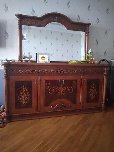 taxta komod: Güzgülü komod servant satilir,əla vəziyyətdədi,ölçüsü 2 metr 6 sm dir — 1