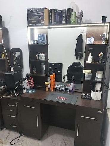 Другая салонная, медицинская мебель: Barber masası və güzgü stendi – salon üçün tam funksional iş guşəsi - — 6