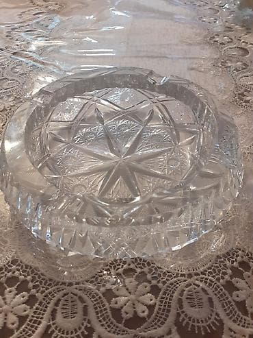 Külqabı xrustal' çexoslavaiyanındır' təzədir'' çox qözəldir'zərifdir'