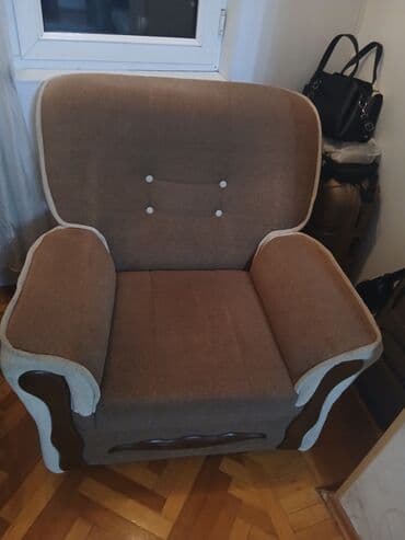 2 ci el kreslo: İşlənmiş, Kreslo, Parça, Kredit yoxdur, Çatdırılma yoxdur — 2