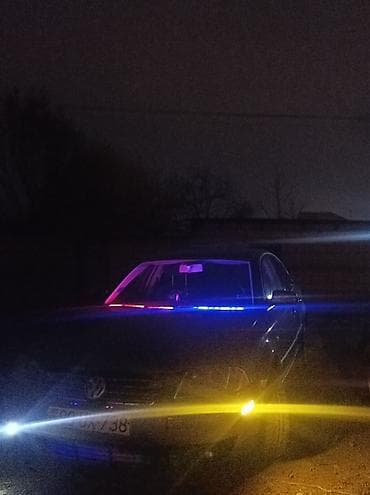 фольксваген пассат 1: Volkswagen Passat sedan - Kuzov: gümüşü rəng, 4 qapı, yüngül lehimli — 4