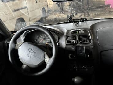 lassa teker 13: Hyundai Accent sedan - Kuzov: 4 qapılı sedan, tünd boz rəng - — 10