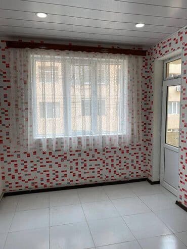 gencede ev: 2 otaqlı, Yeni tikili, 70 kv. m — 10