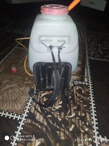 пищевой бак пластиковый 300 литров: Пульверизатор, Б/у, Ручной, Комбинированный, Самовывоз — 1