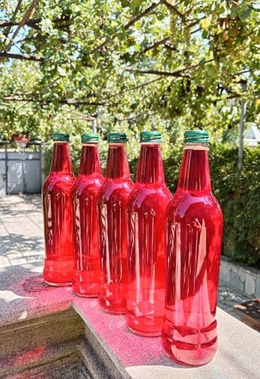 Варенье: Təbii, konsrervantsız, gözel ətirli, öz bağızın güllərindən — 2