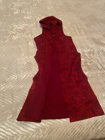 geyim pulsuz verilir: Jiletlər — 1