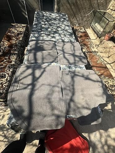 50 kuza prius: Avtomobil üçün ayaqaltı, Parça, tekstil, Toyota Prius — 1