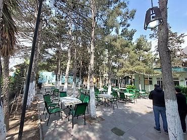 4 sot: 14 sot həyatyanı sahəsi var 10 kabinet 1 ədəd 20 nəfərlik taxtadan zal — 5