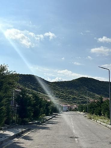 sibrizde evler: Dağ mənzərəli həyət evi – geniş eyvanlı Üstünlüklər: - Geniş terasda — 7
