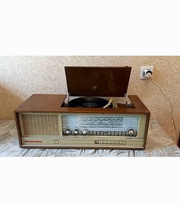 1970-ci illerin lampıvı vinil plastinka oxuducusu Kantanta 203 vinil — 1