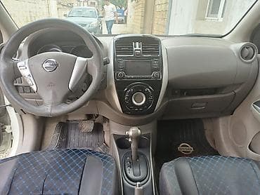 bbs disk: Nissan Sunny sedan – ağ rəng, avtomatik transmissiya. Xarici: - Ağ — 4