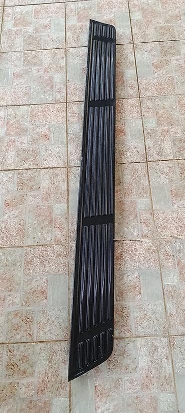 Məhsul: Avtomobil üçün yan ayaqlıq (running board) – 1 ədəd