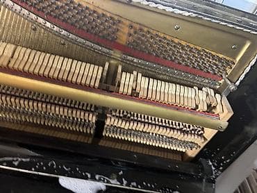 Upright pianino – “Красный Октябрь” (Krasny Oktyabr) markası — 6