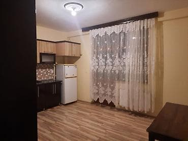 Xırdalan 8 saylı məktəbin yanı 9/6 mertebesinde 2 otaqli ev 450 azn