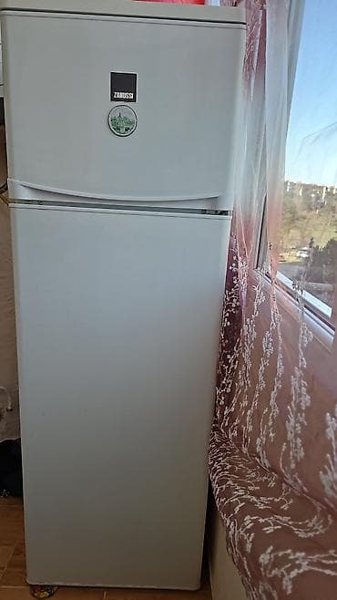 luxell qaz peci: F nSoyuducu 240 AZN. Səliqəli işlənib. Ünvan Neftçilər (Fn) 6160 — 1