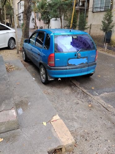 cone cors: Opel Corsa: 1 l | Hetçbek — 3