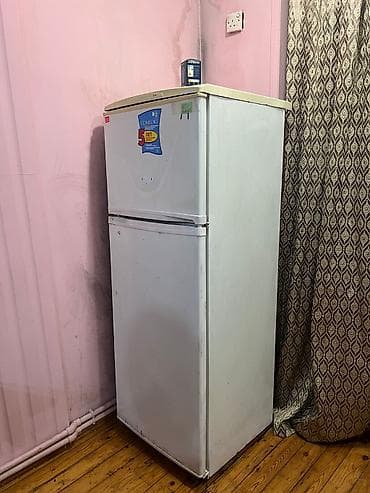 2 qapılı Soyuducu Satılır, rəng - Ağ