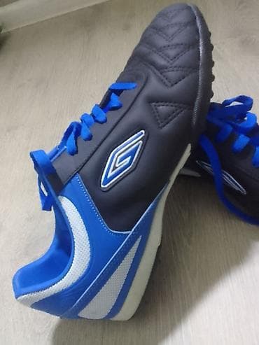 futbol topları: Mini futbol/küncötü üçün idman ayaqqabısı (turf tipli) 050 670 15 12 — 2