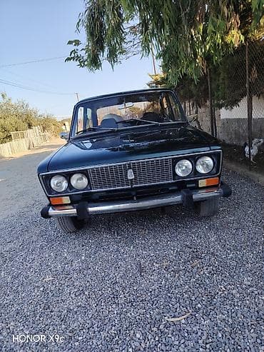 VAZ 2106 “Lada” sedan Xüsusiyyətlər: - Kuzov: 4 qapılı sedan, tünd