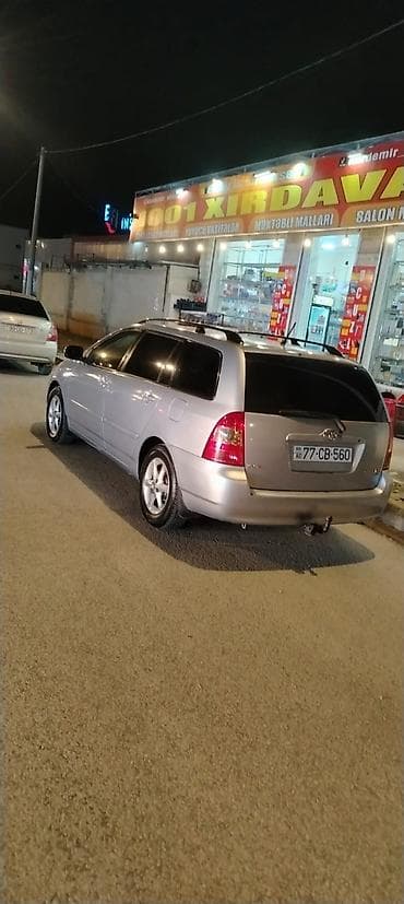 015 satışı: Toyota Corolla Verso: 1.8 l | Universal — 7