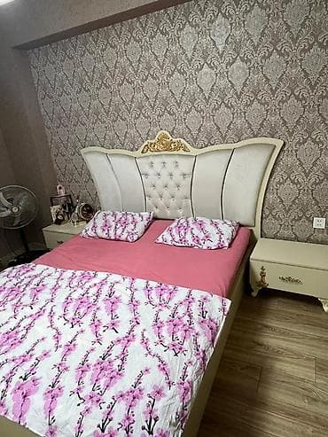 yatağlar: Klassik üslubda mebel dəsti - Rəng: krem (açıq bej) – qızılı dekor — 8