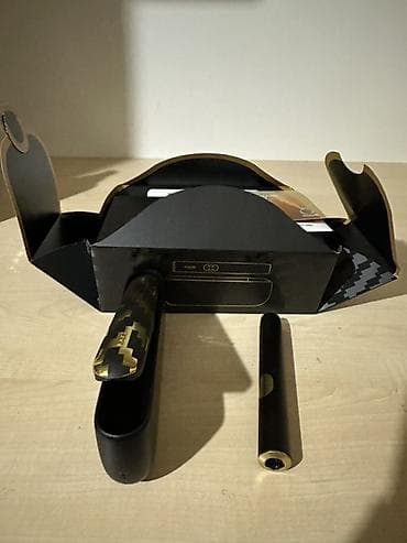 qara kofta: IQOS İLUMA SPECİAL EDİTİON - Model: IQOS 3 Duo - Rəng: qara/gildən — 2