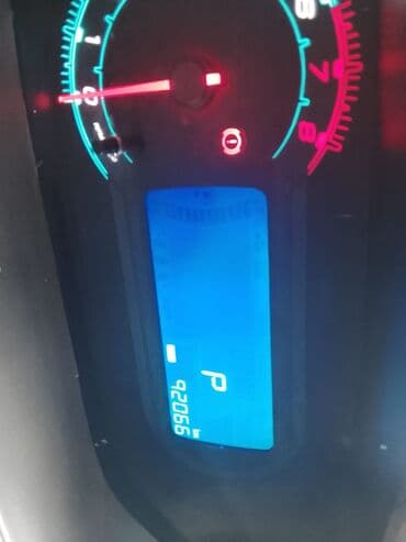 Qoruyucu plyonka və şüşələr: Chevrolet Cobalt LT sedan – ağ rəng Xüsusiyyətlər: - Kuzov: sedan, ağ — 6