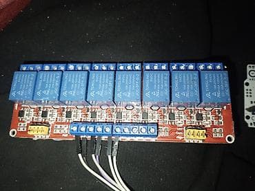 panel pulsuz: 8 kanallı rele modulu – mikrokontrollerlə idarə olunan güc açarları - — 1