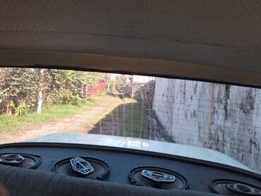 ваза стеклянная прозрачная высокая без узора: VAZ 2106 sedan - Korpus: Ağ rəng, 4 qapı, xrom ön-arka bamperlər — 12