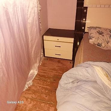 İkinəfərlik çarpayı, Dolab